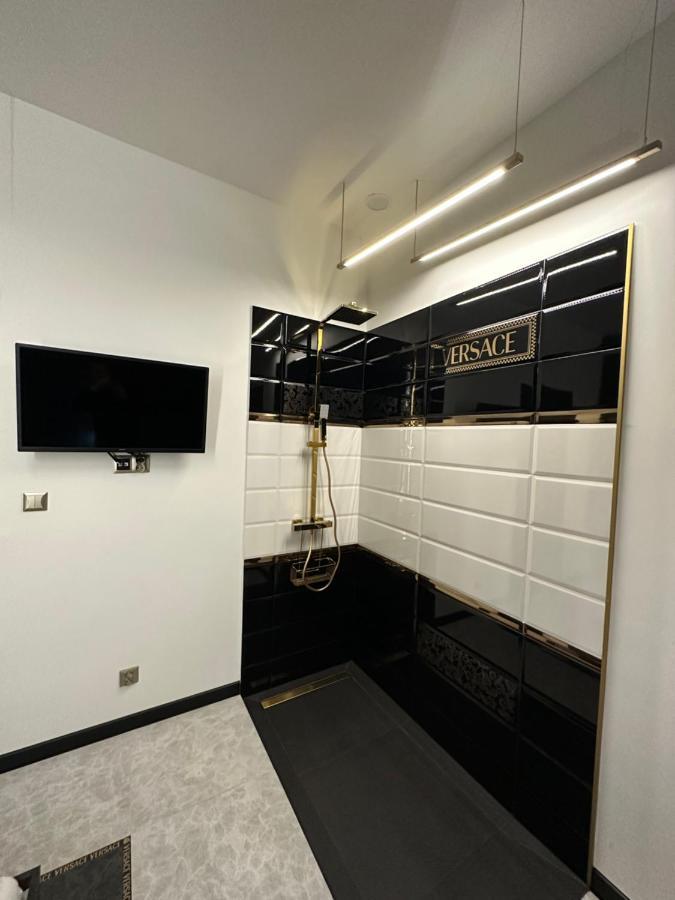 Darkhouse Versace Blue Apartment Lodz (Lodz)