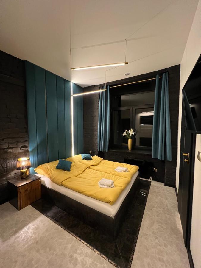 Darkhouse Versace Blue * Lodz (Lodz)