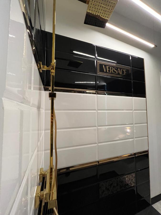 Darkhouse Versace Blue Apartment *
